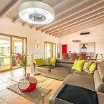 Tolles Ferienhaus In Campos Mit Grossem Pool