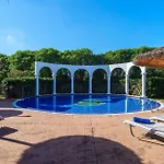 Schoenes Landhaus Mit Pool Fuer 6 Personen