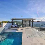 Ferienhaus In Bger Mit Privatem Pool