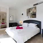 Ferienhaus Mit Privatpool Fuer 10 Personen Ca 543 Qm In Portals Nous, Mallorca Suedwestkueste Von Mallorca
