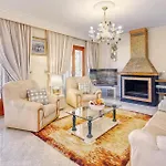 Ferienhaus Mit Privatpool Fuer 6 Personen Ca 300 Qm In Badia Grand, Mallorca Suedkueste Von Mallorca