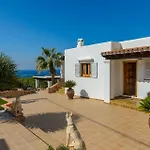 Ferienhaus Mit Privatpool Fuer 8 Personen Ca 250 Qm In Sant Josep De Sa Talaia, Ibiza Binnenland Von Ibiza