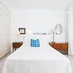 Gorgeous Apartment In Marina Manresa