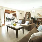 Villa Pinos By Villa Plus
