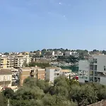 Gloria Seaviews