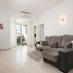 Apartment Xara Torres, At The Beach Of Alcudia