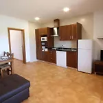 Ferienwohnung In Campos Mit Terrasse Und Garten