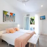 Villa Lucia Mit Meerblick Und Pool In Santo Tomas