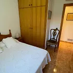 Casa Tranquila Con Piscina Privada Y Jardin En Miami Playa - Es-9-175