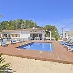 House Pinocha
