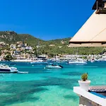 Villa With Incredible Sea Views And Pool Up To 7