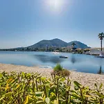 Holiday Home, 200M From Beach