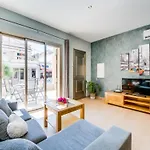 Holiday Home For 10 Guests Near Beach