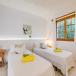 5 Bedroom Holiday Home, Capdepera