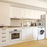 Apartamento Con Aire Acondicionado Y Gran Piscina