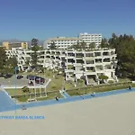 New Oiza Garden In Bahia Blanca With Garden And Ocean Views