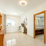Villa Luna Ibiza Centre 8 Pax