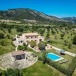 Casa De Los Almendros