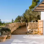 Villa Es Pujolet Renovada 100 Porcien Un Refugio De Paz En El Corazon De Ibiza Piscina Ac Diseno Tranquilidad El Verdadero Ibiza
