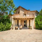 Villa In Alcudia With Private Jacuzzi