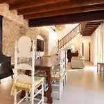 4 Bedroom Country House In Puerto Pollensa