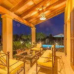 Charming Country House In Inca