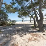 Villa Exclusiva En Primera Linea De Playa En Alcudia Con Jacuzzi