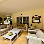 Poolvilla Patricia - Camp De Mar