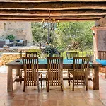 New! Villa Finca Niko
