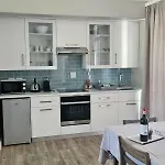 Pearl Valley Suites