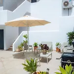 White Suites 2