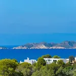 Boutique Villa With Heated Pool
