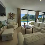 Mediterranean Villa Retreat In Llucmajor