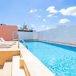 Nice Apartment With Wifi And Pool