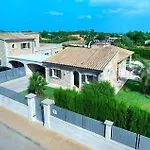 Villa Les Pells By Villa Plus