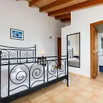 Yourhouse Escull