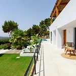Casa Adel