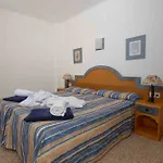 Hotel Ferrera Suites