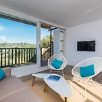 Apartamentos Es Canutells
