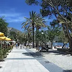 Mediterranean Beach House Bruiet