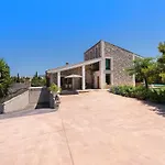 Can Costa - Quiet Villa With Private Pool