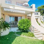 Seaside House III