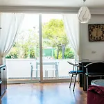 D'Agosta Beach Apartment