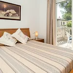 Villa Tamarells With Garden Next To Alcudia Beach