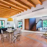 Villa Empaltada By Sealand Villas