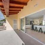 Villa Bahia De Palma - Family Only