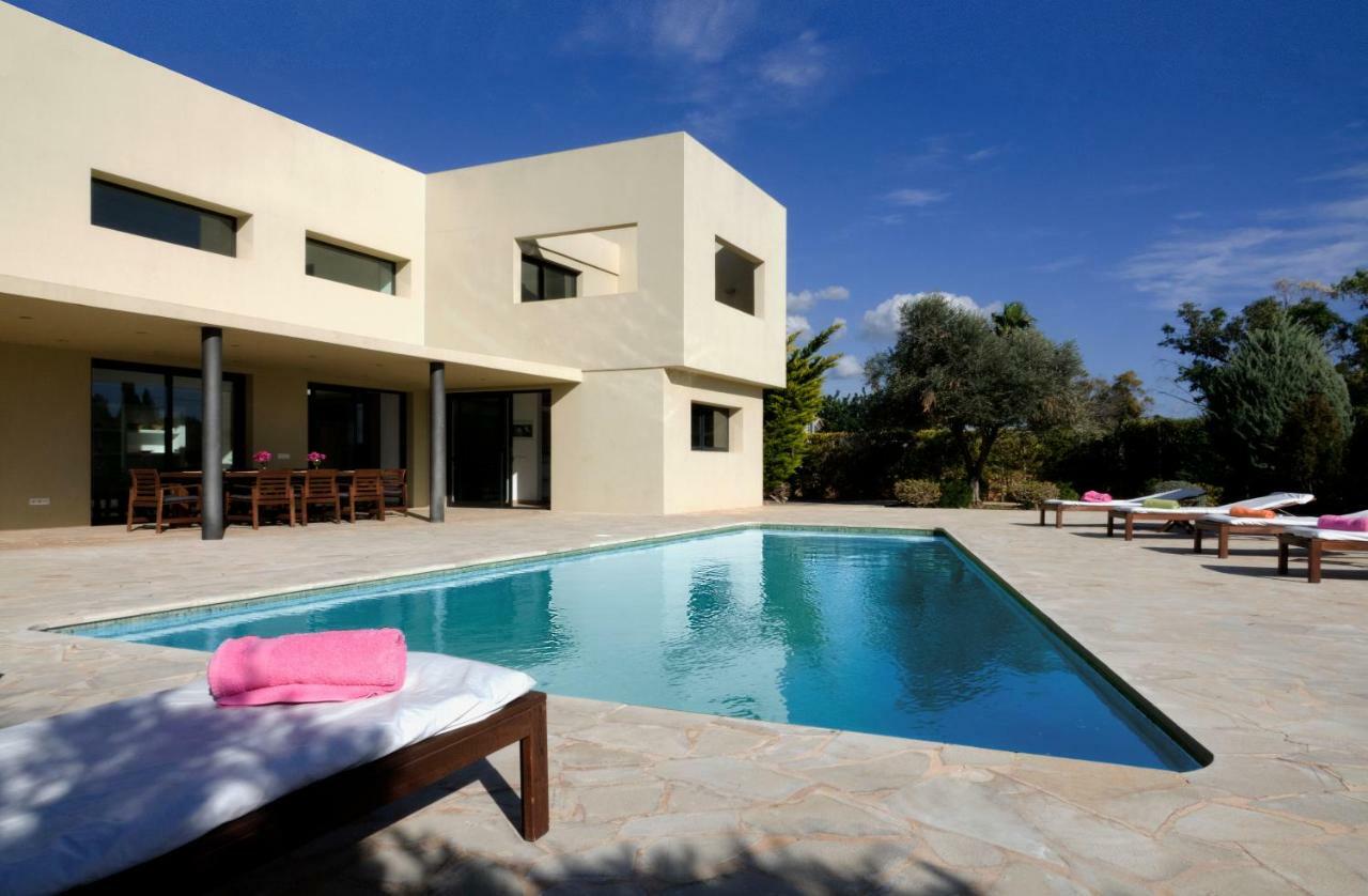 Can Nebot Villa *