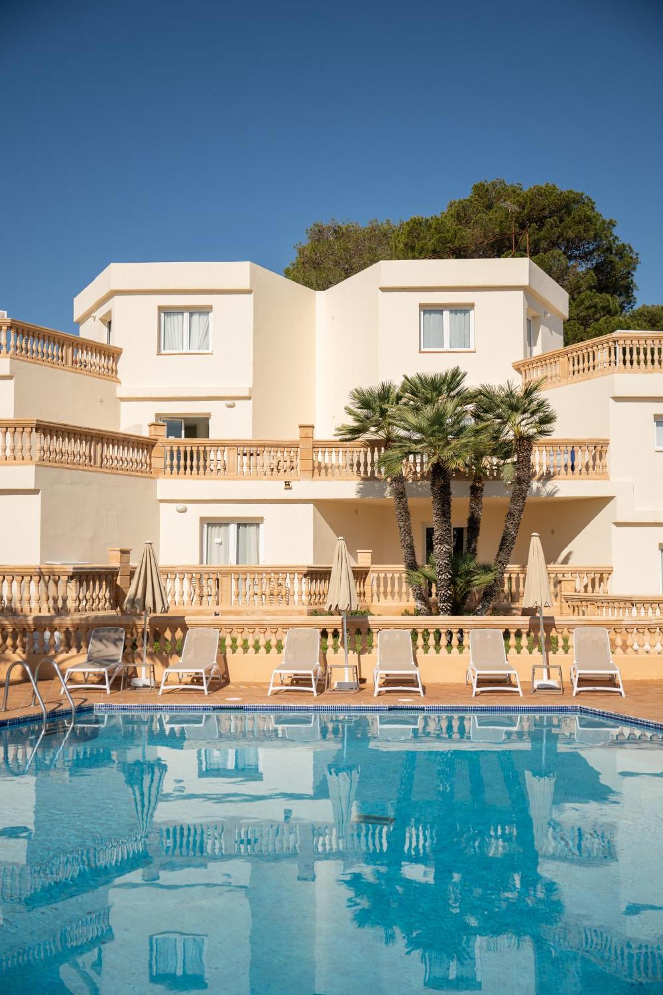 Azul Playa Aparthotel Cala Ferrera (Mallorca)